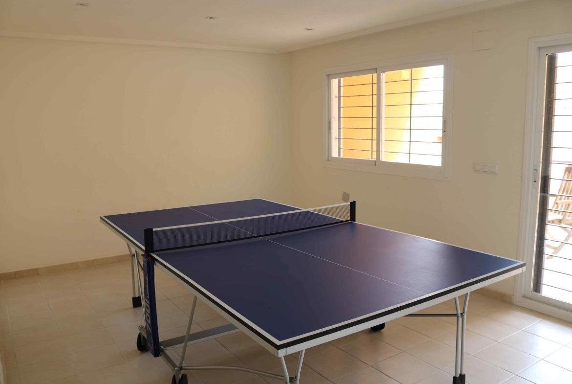 Luxury townhouse with pool in Alenda Golf