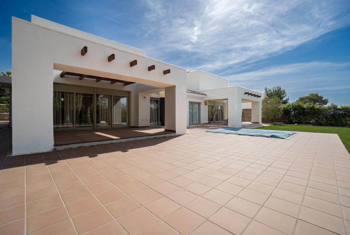 Luxurious 5-bedroom villa with private pool at Las Colinas Golf, Orihuela Costa