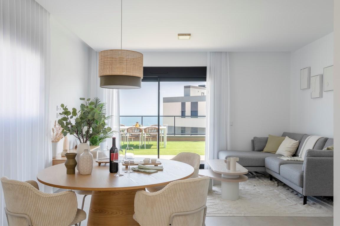 New apartments for sale in Gran Alacant with Mediterranean sea views.